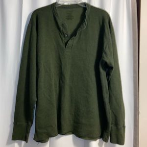 Men’s LL Bean green thermal long sleeved shirt